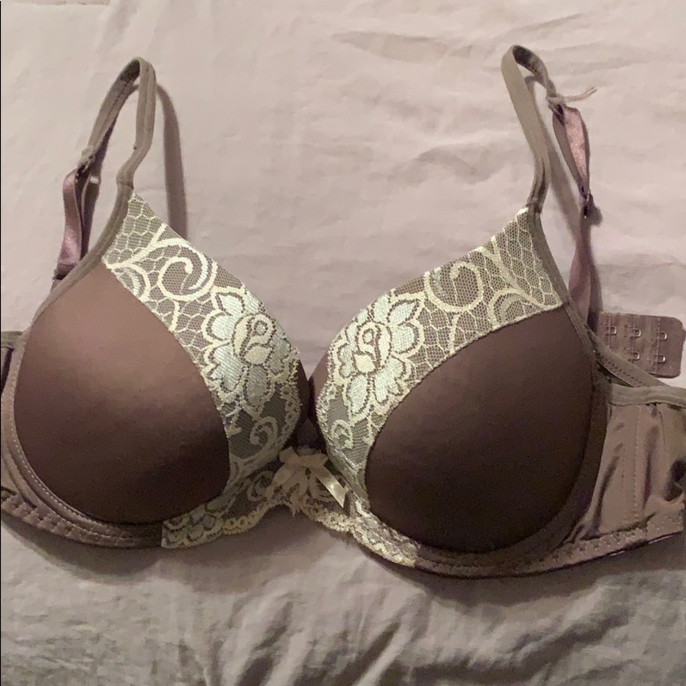 Brown bra